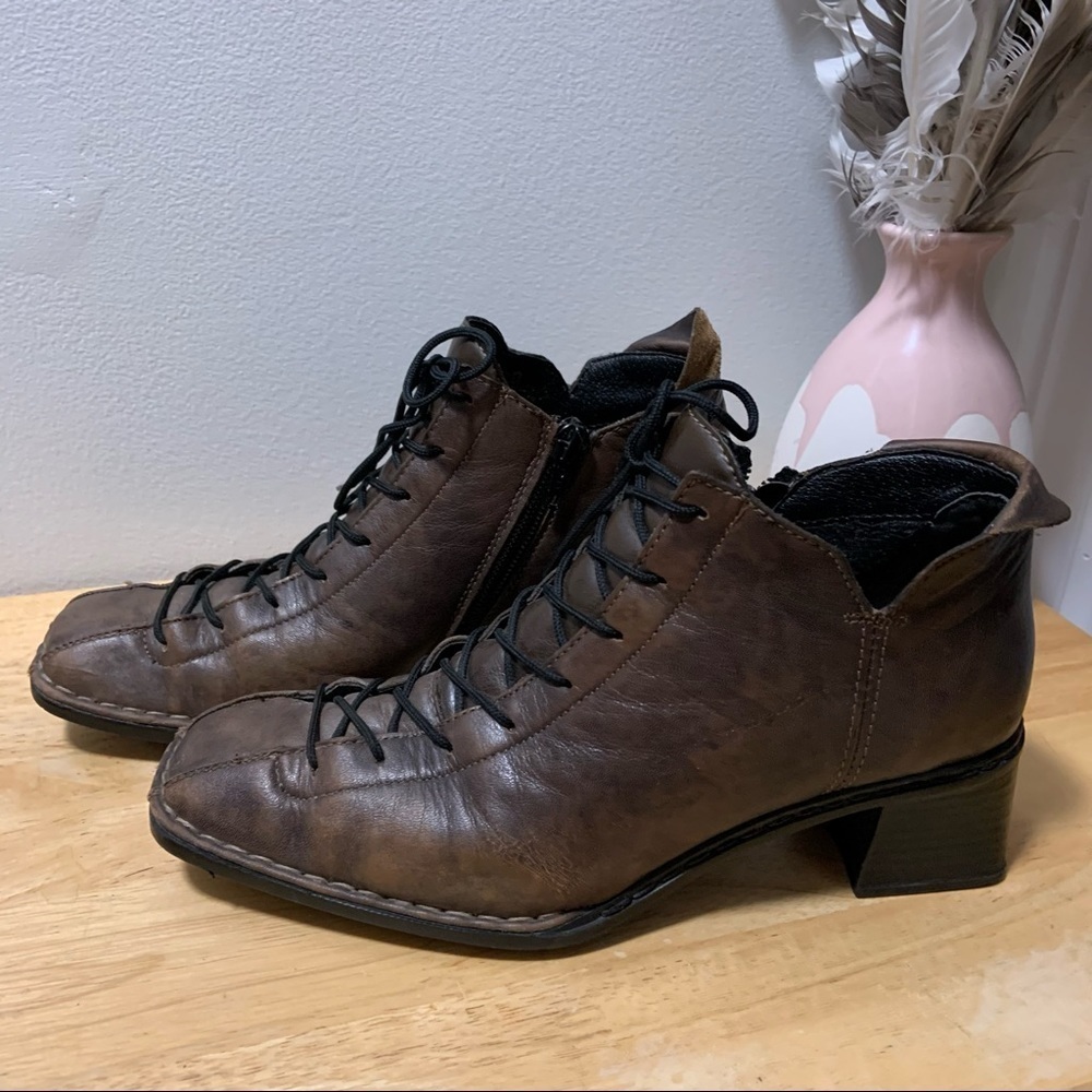 Rieker lace up brown booties chunky heal size 36 (5.5)